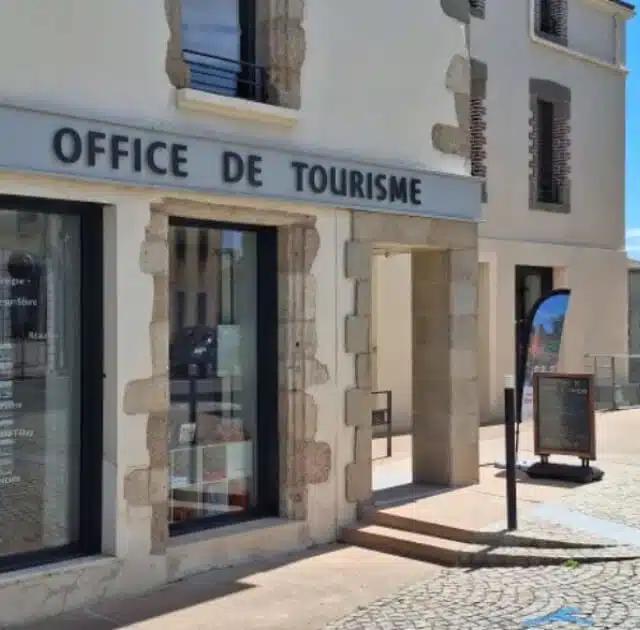 Séjournez dans un hôtel proche du Puy du Fou au cœur de la Vendée