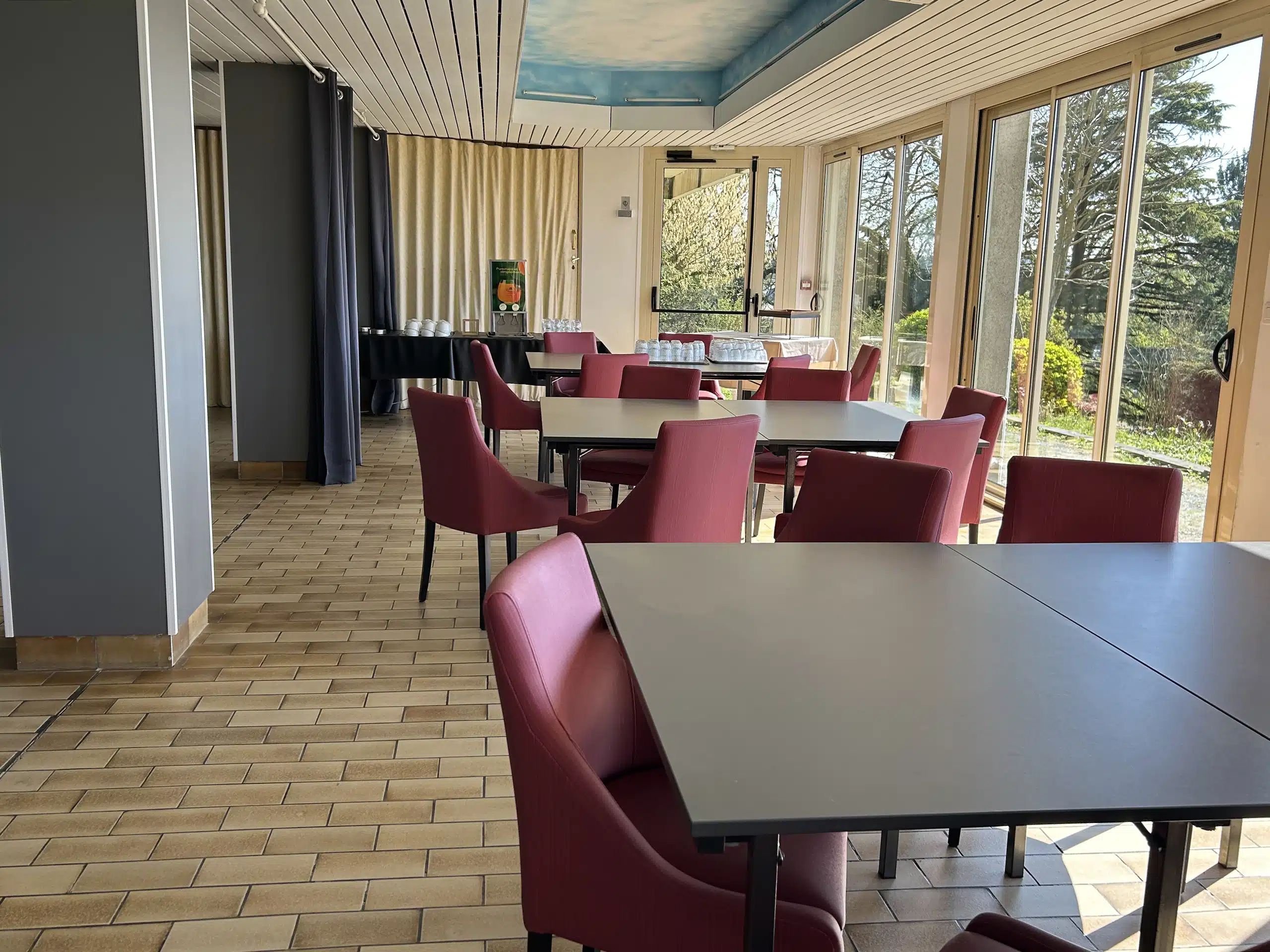 location salle séminaire Vendée pour réception et séminaire réussi