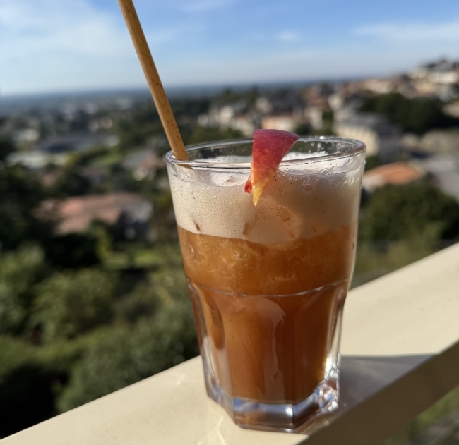 pause gourmande lors de votre séminaire Vendée avec un restaurant avec vue